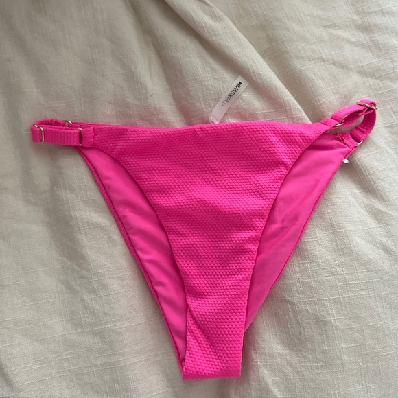 MAX SWIM X EVERYTHING BUT WATER Parker Textured Tab Side Hipster Bikini Bottom - Picture 3 of 5